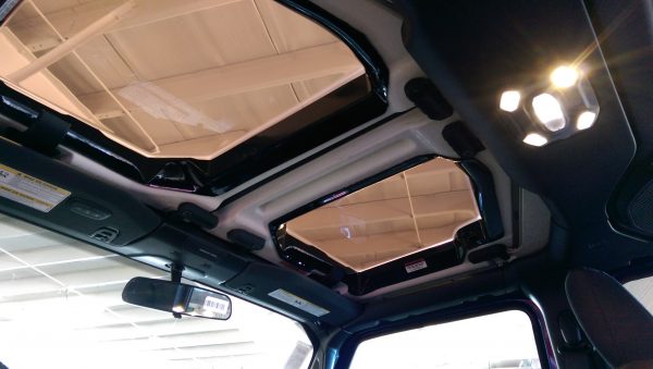 New JeeTops™ Sunroof front panels interior
