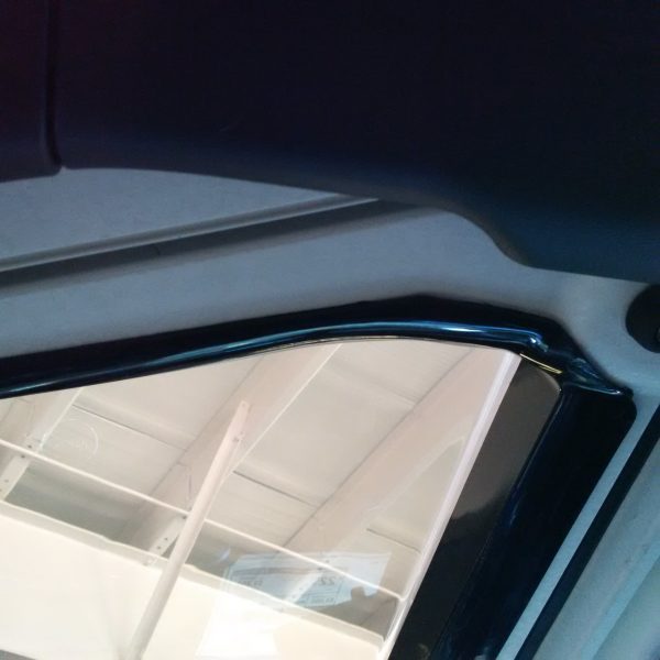 New JeeTops™ Sunroof front panel rear corner
